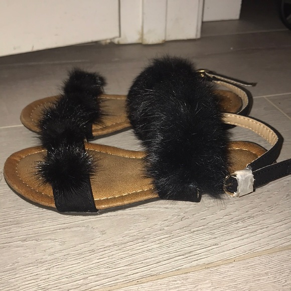 Fur ball black sandals girls toddler 12 new no tag - Picture 2 of 5